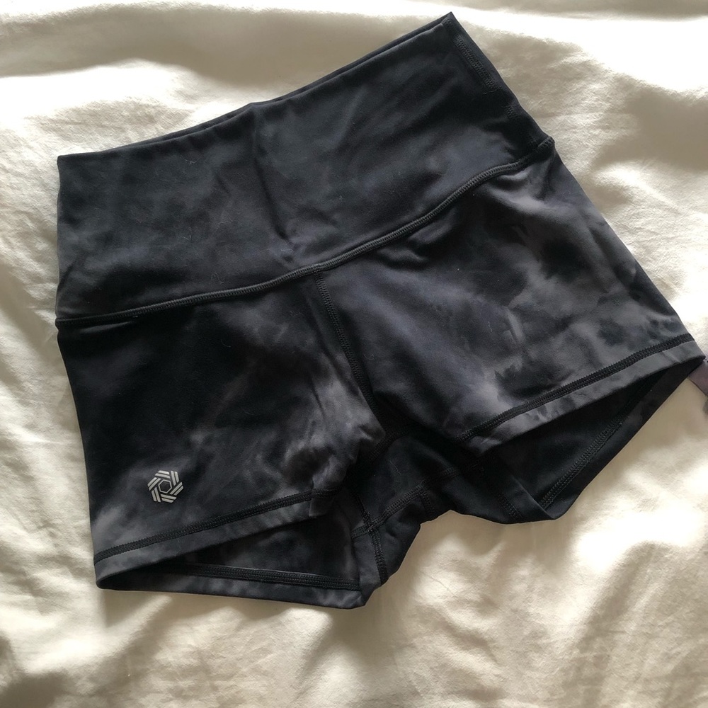Honey Athletica Short Small worn twice